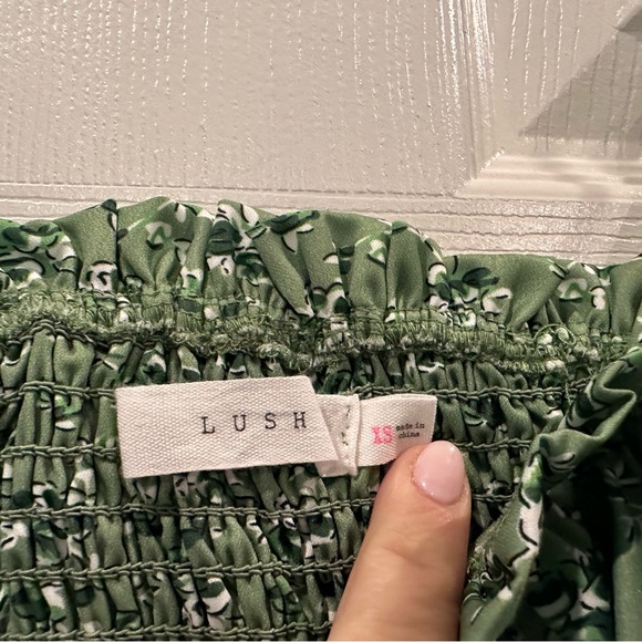 Lush Floral Keyhole Sleeveless Slip Dress - Picture 6 of 7